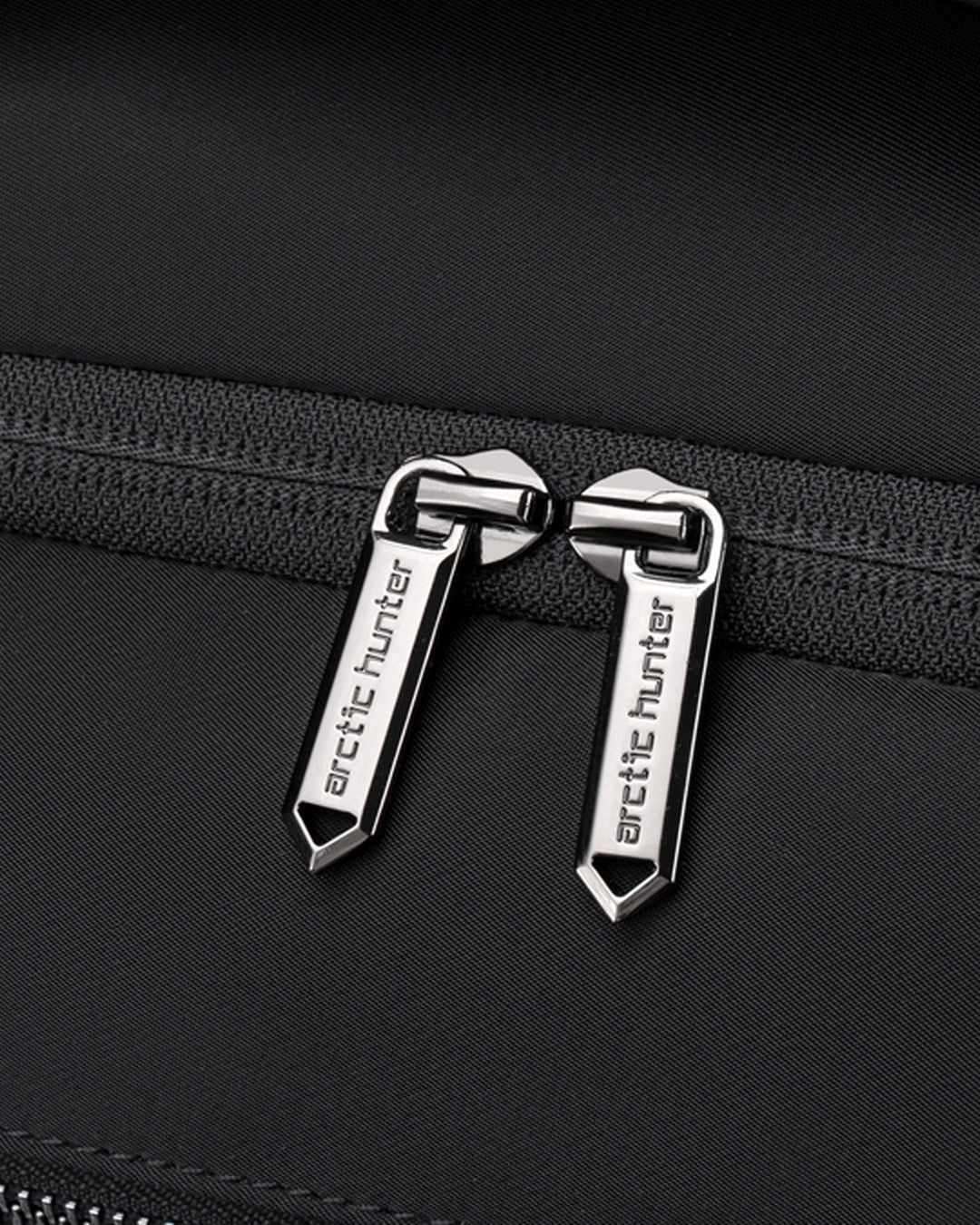 zíper metálico premium mochila magnum puxadores metal alta resistência durabilidade rotinas intensas acabamento executivo