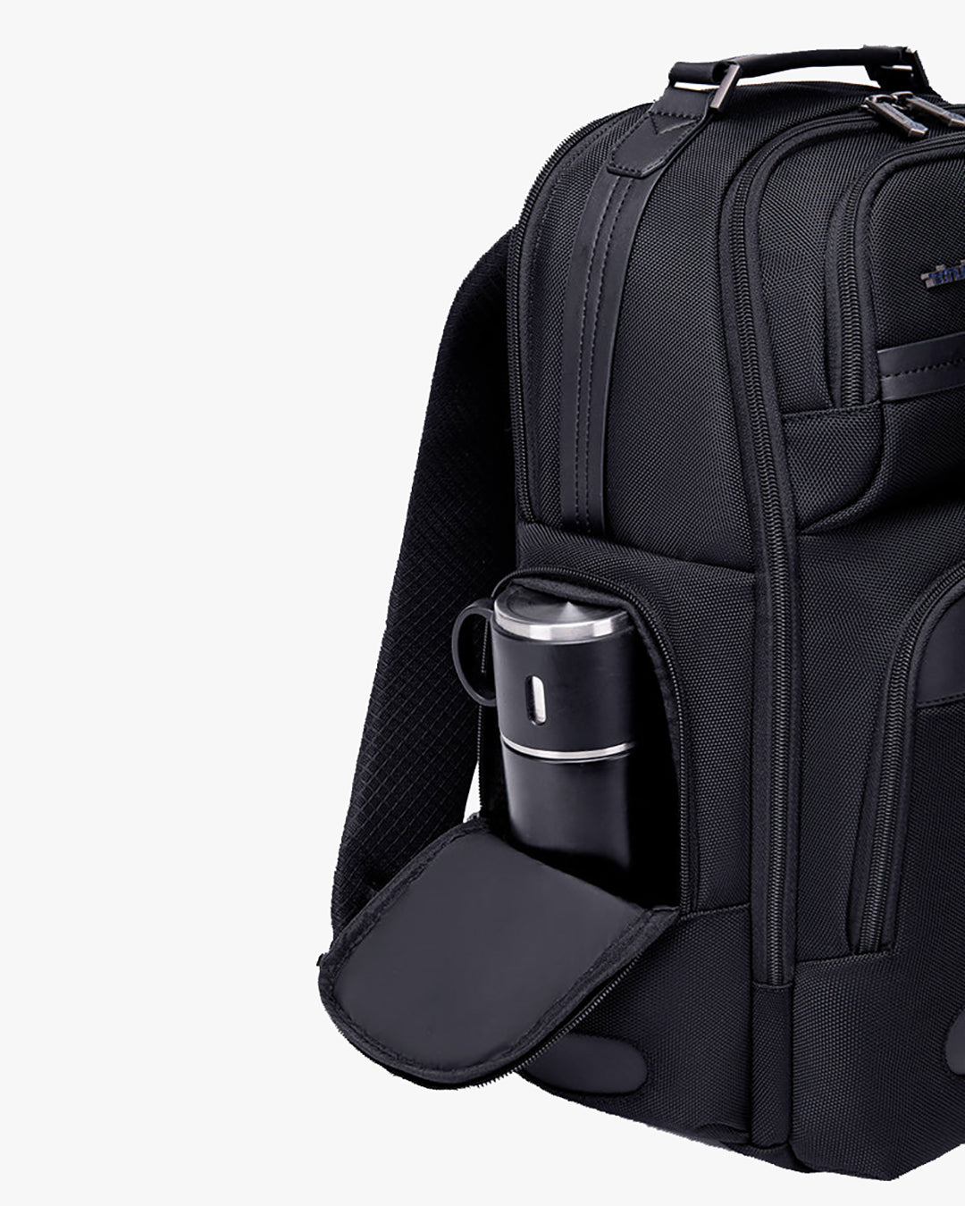 mochila harvey lateral preta 47x31x17cm 1.8kg estrutura reforçada material rígido beleza design clean masculina executiva corporativa elegante sofisticada durável
