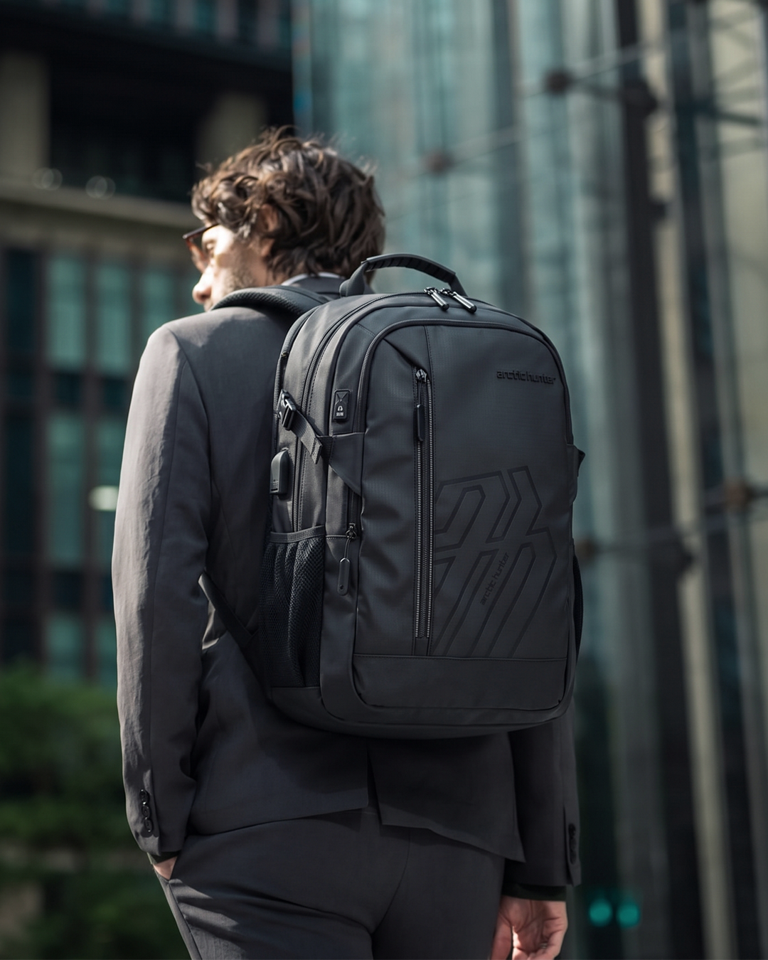 Mochila Para Notebook 15,6" Executiva Urbana Modelo Hybrid