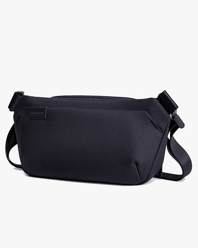shoulder bag avantor lateral preta perfil slim alongado 15x34x8cm design minimalista discreto bolsa crossbody masculina elegante