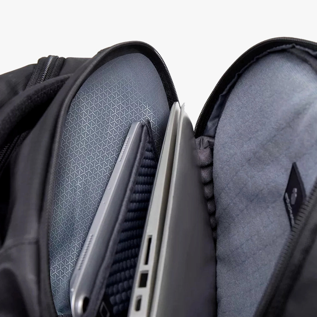 compartimento eva shockproof forro aveludado notebook 15.6 mochila essential proteção impacto anti-riscos absorção choques mochila executiva