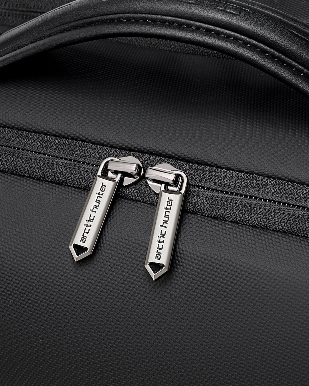 Mochila Executiva Urbana Notebook 15.6" Modelo Fusion