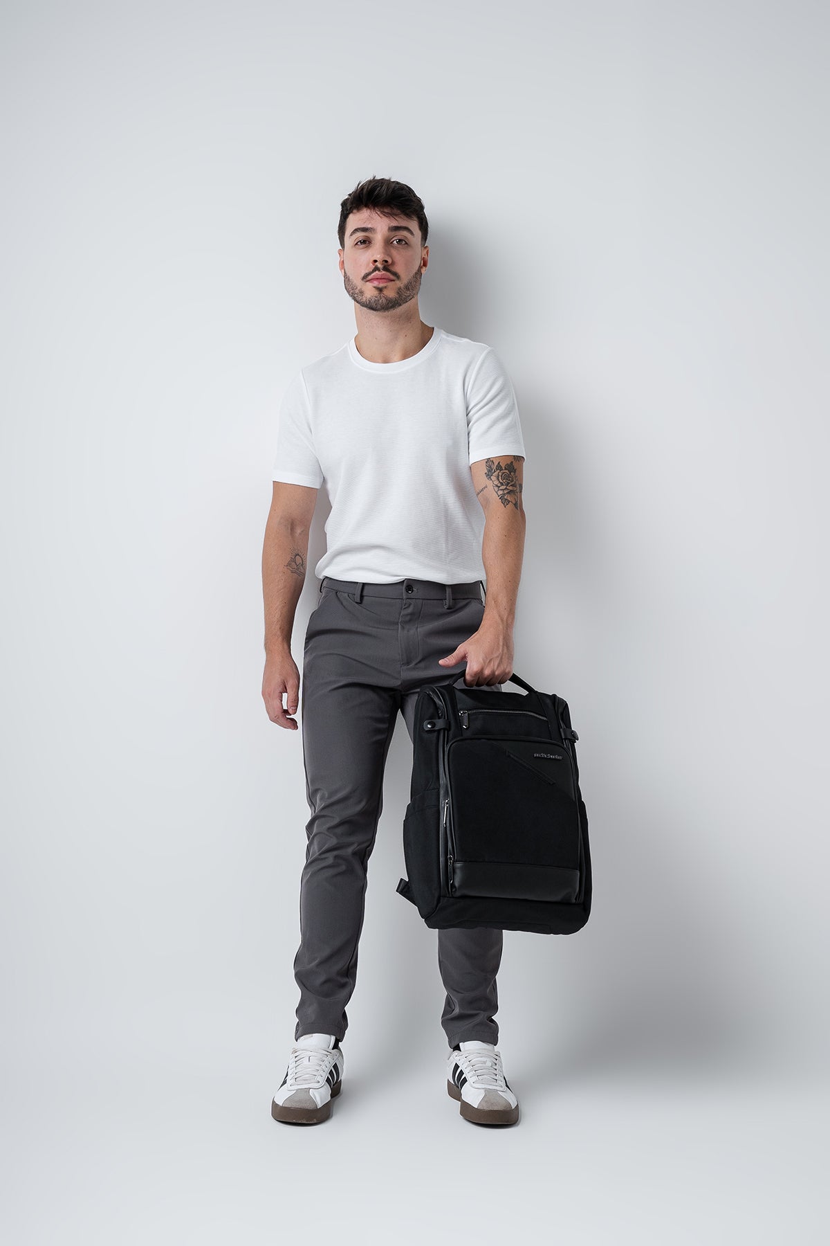 mochila explorer preta ângulo design executivo urbano 35 litros mochila notebook 15.6 tablet 12.1 trabalho faculdade viagem