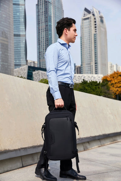 bolso frontal acesso rápido pack-r documentos passaporte carteira celular carregador itens frequentes sem abrir mochila principal praticidade viagem aeroporto