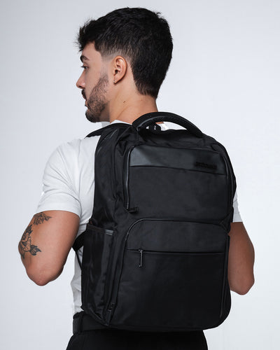 Mochila Para Notebook 15,6" Executiva Modelo Raiden